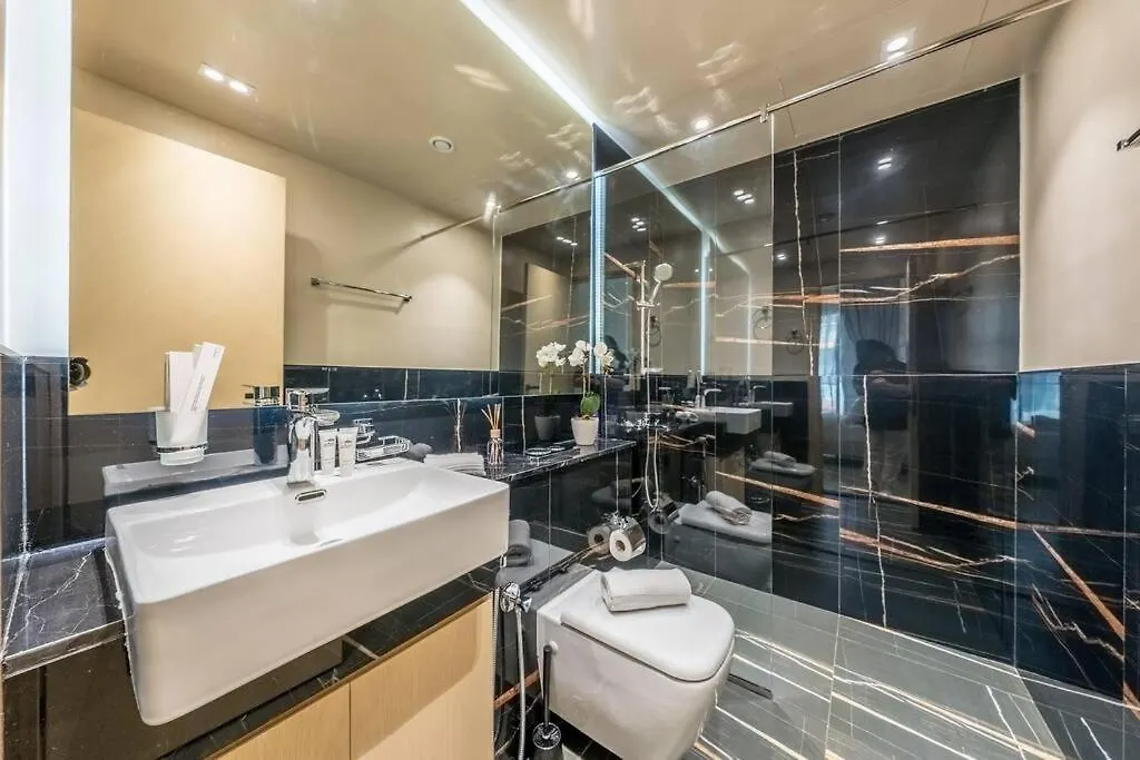 Apartment Dazzling 1Br-Binghatti Rose-Jvc Dubai
